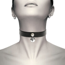 Collar de cuero con cascabel